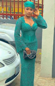 Skirt And Top Lace Styles, Latest Lace Gown Styles Aso Ebi, Materials Gown Style, Modest Dresses Fashion, Combination Fashion, African Print Clothing