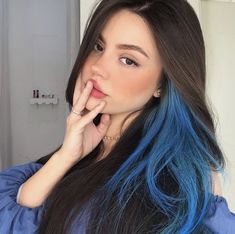 Under Hair Dye, Purple Hair Streaks, Blonde And Blue Hair, Under Hair Color, Hair Color Underneath, Hair Color Streaks, Hair Streaks, Dyed Hair Inspiration, Hair Dye Colors