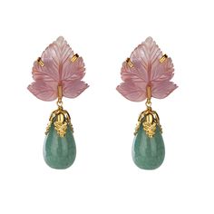 The Antonia Earrings, crafted from semi-precious stones, showcase an unique shape and offer a removable drop, allowing for a versatile stud style. Their vintage and Art Deco influence add an element of timeless sophistication to their design. Unique Clip-on Drop Earrings, Luxury Drop Earrings With Natural Stones, Luxury Natural Stone Drop Earrings, Elegant Natural Stones Gemstones, Elegant Jade Dangle Earrings, Luxury Long Drop Gemstone Earrings, Exquisite Handmade Drop Earrings, Exquisite Gemstone Drop Earrings, Elegant Pierced Briolette Earrings