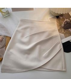 Looks Party, Coffee Black, Elegante Casual, Color Coffee, Sewing Clothes, Fashion Sewing, Skirt Outfits, Wrap Skirt, Teen Fashion