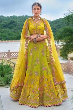 Chartreuse Embroidered Silk Designer Lehenga Set Trendy Lengha, Yellow Lehenga Choli, Blouse Lehenga, Lehenga Choli For Women, Choli For Women, Saree Bollywood, Indian Lehenga Choli, Yellow Lehenga