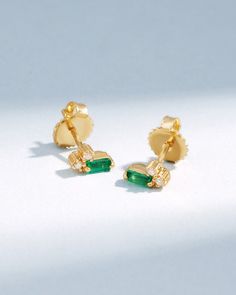 Suzanne Kalan Bold Burst Mini Emerald Studs in 18k yellow gold Gold Emerald Diamond Earrings, Elegant Green Diamond Earrings In 14k Gold, Emerald Yellow Gold Diamond Earrings Fine Jewelry, Gold Diamond Earrings For May Birthstone, Emerald Yellow Gold Diamond Earrings, Anniversary Gold Diamond Earrings With Emerald, Luxury Emerald Earrings For May Birthstone, Fine Jewelry Emerald Earrings In Yellow Gold, Emerald Gemstone Earrings In Yellow Gold