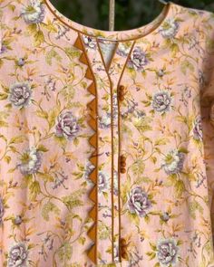 New Latest Neck Design For Suit, Latest Neck Designs For Suits, Simple Dress Casual, Stylish Kurtis Design, Gala Design, Latest Dress Design, Simple Kurta Designs, Trendy Shirt Designs