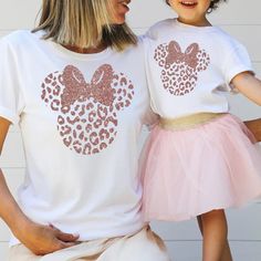 Mom And Me Disney Shirts, My First Disney Trip Shirt Girls Kids, Disney Mom And Daughter Shirts, Disney Shirts For Mom And Daughter, Matching Sister Disney Outfits, Minnie Mouse Tshirt Ideas, Disney World T Shirt Ideas, Mama Disney Shirt, Mommy And Me Disney Shirts