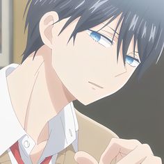 an anime character with black hair and blue eyes