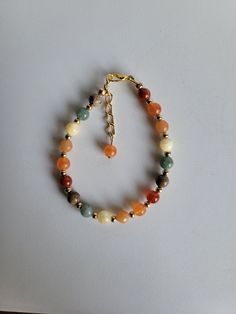 Fall Themed Beaded Bracelet, Fall Bracelets Diy, Beaded Fall Jewelry, Autumn Accessories Jewelry, Diy Fall Jewelry Ideas, Fall Beaded Bracelet, Fall Jewelry Trends 2024, Colorful Beaded Bracelet, Diy Fall Jewelry