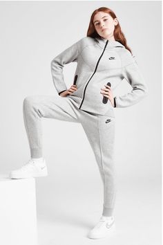 Nike Tech Fleece Tracksuit, Juicy Couture Tracksuit, Fitted Joggers, Nikes Girl, Nike Tech Fleece, Nike Tech, Tech Fleece, Grey Nikes, Women Essentials