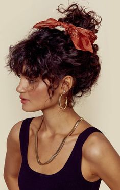 Instagram Hairstyles, Long Bob Hairstyles, Penteado Cabelo Curto, Trending Hairstyles, Short Curly Hair, Grunge Hair, Hair Dos, Hairstyles With Bangs, Short Curly