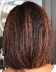 Brunette Bob With Bangs And Highlights, Bob Layers, Shoulder Length Hair Styles For Women, Hair Cut Ideas, 60 Hair, Layered Hair With Bangs, Color Rubio, Layered Haircuts For Medium Hair, Brunette Hair With Highlights