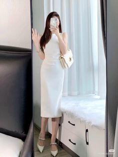 Korean White Dress, Korean Dress Elegant, White Dress Formal, Business Professional Outfits, Fashionable Work Outfit, Elegant Dresses For Women, Ulzzang Fashion, Asian Outfits