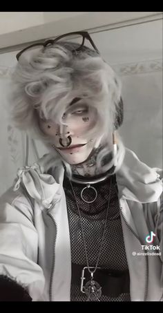 Weird Gender Envy, Scp 49, Dr Faceclaims, Alt Boys, Alt Boy, Creepy Faces, Punk Makeup, Hair Inspiration Short, Dope Makeup