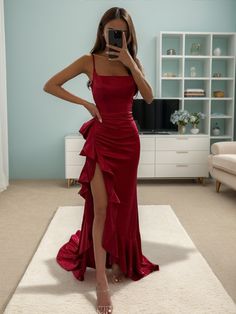 Prom Outfit Ideas, Satin Ruffle Dress, Burgundy Evening Dress, Winter Wedding Guest, Prom Dress Inspo, Prom Outfit, Evening Dress Collection, Prom Inspo, Red Dress Short