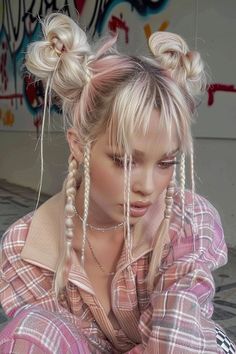 Hair Styles For Crazy Hair Day, 90s Hairstyles Inspiration, Long Hairstyles Y2k, Alt Hairstyles Medium, Y2k Hairstyles Long Hair, 90s Aesthetic Hairstyles, Alternative Hairstyles Long, Long Alternative Hair, Y2k Hairstyles Long