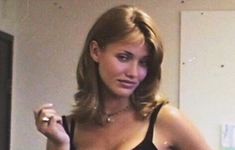 90s Supermodel Hair Short, Young Cameron Diaz, Cameron Diaz Short Hair, The Mask 1994, Cameron Diaz Hair, Supermodel Hair, 90s Haircuts, Dyed Hair Inspiration