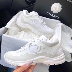 Chanel Tennis Shoes, Tennis Shoe Outfits Summer, White Tennis Shoes, Adidas Shoes Women, Nike Tennis Shoes, Summer Chic, Sneaker Brands