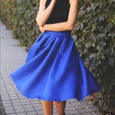 Beautiful Bright Blue Full Midi Skirt. Twirl Into The Holiday Season. No Tags But Never Worn. Elegant Blue A-line Skirt, Blue Flared Skirt For Party, Blue Flared Party Skirt, Blue Relaxed Fit Party Skirt, Blue Relaxed Fit Skirt For Party, Blue Stretch Flared Mini Skirt, Blue Full Skirt Mini Skirt For Spring, Blue Full Skirt Bottoms For Party, Blue Full Mini Skirt For Spring