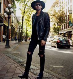 Rugged Look, Fashion Essentials, Preppy Style, All Black, Over Knee Boot, Casual Outfits, Mens Outfits