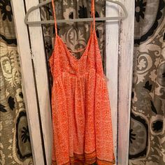 Beautiful Orange Boutique Dress Summer Daytime Printed Dresses, Summer Printed Dresses For Daytime, Lined Dresses For Brunch During Beach Season, Orange Lined Dress For Vacation, Orange Lined Dress For Day Out, Orange Lined Summer Dress, Orange Sundress For Spring Day Out, Orange Sundress For Day Out, Orange Sundress For Day Out In Spring