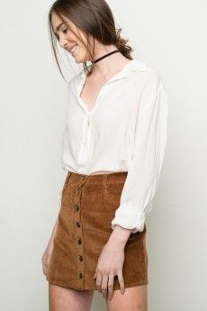 Brandy Melville Usa, Mum Fashion, Suede Skirt, Corduroy Skirt, Outfit Goals, Casual Fall Outfits, Fall Winter Outfits, Outfits Casuales, Brandy Melville