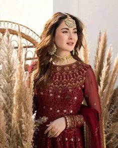 Hania Amir Dresses, Hania Aamir, Haldi Ceremony Outfit, Pakistani Dresses Online, Luxury Pret, Hania Amir, Outfit Inspired, Sketches Dresses