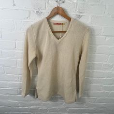 Nwt Kuna Women's V-Neck Pullover Knit Sweater Long Sleeve Beige Size Small Condition: Excellent Used Condition! V-Neck Pullover Style Long Sleeve Knitted Fabric Lightweight Machine Wash Cold Cream Textured Knit V-neck Top, Classic V-neck Textured Knit Sweater, Cream Cashmere V-neck Sweater, Fitted Casual Cashmere V-neck Sweater, Cozy Fine Knit V-neck Tops, Fitted Cashmere V-neck Sweater, Cozy Cream V-neck Long Sleeve Sweater, Cozy Cream Long Sleeve V-neck Sweater, Beige Long Sleeve V-neck Sweater For Layering