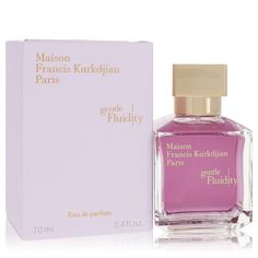 Gentle Fluidity Gold Perfume by Maison Francis Kurkdjian, Maison francis kurkdjian introduced gentle fluidity in 2019 as an oriental vanilla for men and women. The notes include coriander seed, musk, and vanilla in the opening. Juniper berries and nutmeg add a spicy touch. Gentle Fluidity Gold, Gentle Fluidity, Gold Perfume, Coriander Seed, Winter Scents, Juniper Berries, Juniper Berry, Vanilla Fragrance, Smell Good