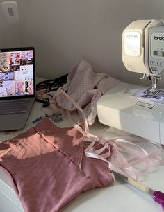 Sewing Tops, Barbie Movies, New Hobbies, School Fashion, Divine Feminine, Sewing Room