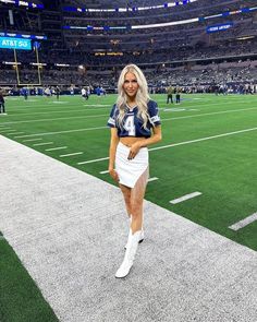 Dallas Cowboys Game Outfits For Women, Football Game Outfit Nfl, Cowboys Game Day Outfit, Cowboys Outfits, Cowboy Outfits For Women, Ohio State Outfit