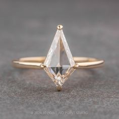 clear diamond Kite Engagement Ring, Kite Ring, Kite Diamond, Pretty Engagement Rings, Moon Wedding, Engagement Ring Inspiration, Basket Setting, Unique Diamond Rings, Unique Diamonds