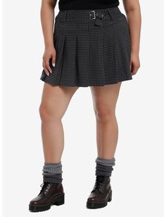 Pleated Skirt Plus Size, Plus Size Hot, Skirt Plus Size, 90s Aesthetic, Plus Size Skirts, Hoodie Girl, Hot Topic, Black Grey, Pleated Skirt