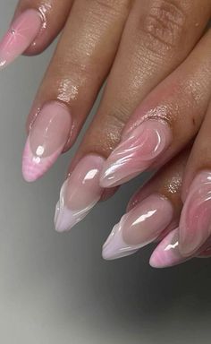 Nail Inspo Soft Pink, Summer Business Nails, Almond Pink Nails Design, Pink Nail Aesthetic, Pink Nails Almond Shape, Cut Dog Nails, Outfits Asian, Viral Aesthetic, Quartz Nails