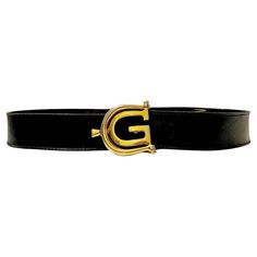 Crafted in Italy, this sleek black leather belt from Gucci boasts a lustrous gold-tone GG metal buckle. Condition: vintage, 1980s, overall good, minimal sign of wear Measurements: 85x4cm - 33x1.6in Hermes Kelly Bag, Kelly Bag, Gold Locket, Black Leather Belt, Fashion Sale, Metal Buckles, Jewelry Vintage, Birkin Bag, Hermes Bag Birkin