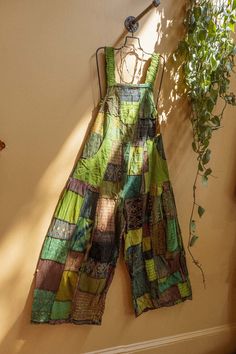 Green Baggy Patchwork Pants, Goblincore Overalls, Hippie Multicolor Cotton Overalls, Whimsigoth Overalls, Casual Hippie Outfits, Festival Patchwork Overalls, Patchwork Overalls Hippie, Goblincore Dungarees, Handmade Aesthetic