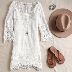 AEO Lace Shift Dress, Flip Flops and Wide Brim Hat for the perfect #AEOSTYLE. Boho Dress Outfit, White Lace Summer Dress, Shift Dress Outfit, Lace Summer Dress, Boho Shift Dress, Lace Shift Dress, Dress Outfit