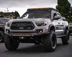 Toyota Tacoma 2023 Gmc Canyon