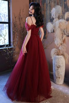 Straps A-line Burgundy Tulle Long Evening Dress Red And Black Tulle Dress, Burgundy Gown Wedding, Burgandy Wedding Dress, Maroon Prom Dress Burgundy, Dark Red Formal Dress, Burgundy Tulle Dress, Burgundy Dress Formal, Maroon Dress Formal, Black Tulle Gown