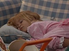 Full House Michelle, Famous Twins, Michelle Tanner, Childhood Pictures, Mary Kate Ashley, Kids Mood, Fun Girl, Mary Kate Olsen, Ashley Olsen