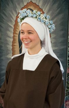 Carmelite Nuns, Religious Names, Nun Outfit, Investiture Ceremony, Sisters Of Mercy, Bride Of Christ, Child Jesus, Love Yourself First, Catholic Faith