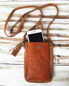 Splendour Phone Pouch Bag