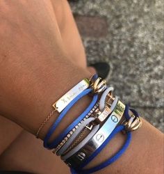 Blue Bracelet Stack, Prep Asthetic, Blue Jewelry Aesthetic, Pretty Stacks, Stile Kendall Jenner, Stockholm Fashion