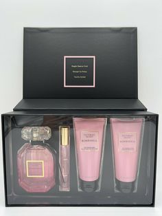 Victoria's Secret Bombshell 4PCS Eau de Parfum Gift Set For Women. New in original package/Box Victoria's Secret Bombshell Gift Set For Women 3.4 fl oz / 100ml Bombshell EDP 3.4 fl oz / 100ml Fine Fragrance Wash/Gel 3.4 fl oz / 100ml Fine Fragrance Lotion 0.23 oz / 7 ml EDP Rollerball BRAND NEW product Product condition: Gift Set Packaging, Never Used. The picture is an ACCURATE REPRESENTATION. Please contact us if you have any questions All our products are 100% AUTHENTIC . If there is any issu Chanel Gift Set For Women, Victoria Secret Christmas Gifts, Luxury Gifts Woman, Christmas Beauty Gift Set, Victoria Secret Perfume Set, Victoria Secret Bombshell Perfume, Victoria Secret Gifts, Victoria's Secret Perfume, Set Packaging