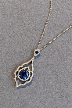 This 3.01ct blue sapphire pendant is the epitome of modern design and the ultimate gift for those who appreciate non-traditional rings and gemstone jewelry. Featuring a mesmerizing sapphire, this pendant embraces the jewelry trend of alternative rings and funky accessories, perfect for those who want to make a bold statement. If you're dreaming of custom jewelry that feels like a fairytale, this sapphire pendant will make your engagement or wedding even more magical. A true treasure for any woman's jewelry collection, this piece blends elegance with a unique twist! Alternative Rings, Funky Accessories, Traditional Rings, Dream Gift, The Ultimate Gift, Traditional Jewelry