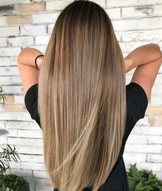 Highlights Brown Hair Short, Highlights Brown Hair Balayage, Balayage Straight, Modern Haircuts, Caramel Hair, Brown Hair Balayage, Balayage Hair Blonde, Short Straight Hair