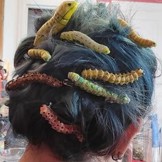 Temu kedvező áron jó termékek, új ügyfeleknek az első rendelés ingyenes szállítással Halloween Pranks, Hair Accessories Clips, Estilo Punk, Funky Jewelry, Costume Halloween, Caterpillar, Barrettes, Costume Accessories, Hair Pins