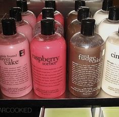 Best Body Wash, Raspberry Sorbet, Shower Skin Care, Body Smells, Body Washes, Fudge Cake, Best Body, Bath And Body Care, Body Care Routine