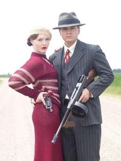 Bonnie And Clyde 2013, Bonnie And Clyde Pictures, Bonnie And Clyde Tattoo, Gangster Wedding, Bonnie And Clyde Photos, Bonnie Parker