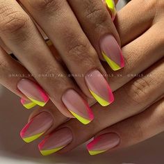 Summer Nail Aesthetic, Aesthetic Summer Nails, Summer Nails Designs, Trendy Summer Nails, Cracked Nails, Nail Blog, Nails Colors, Nails 2021