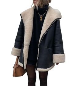 Aspen Trip, Autumn Chic, Suede Outfit, Bike Jacket, Fur Coats Women, Mode Casual, Winter Mode, Winter Coats Women, Leather Coat