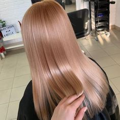 Kort Bob, Strawberry Blonde Hair Color, Hair Done, Brown Blonde Hair, Hair Dye Colors, Hair Inspiration Color, Hair Inspo Color, Light Hair