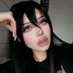 Alt Girl Makeup, Vintage Halloween Costumes, Maquillage Goth, Dark Makeup Looks, Egirl Makeup, Alt Makeup, Alternative Makeup